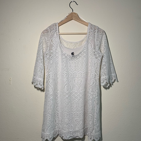 Dress - Picture 2 of 2